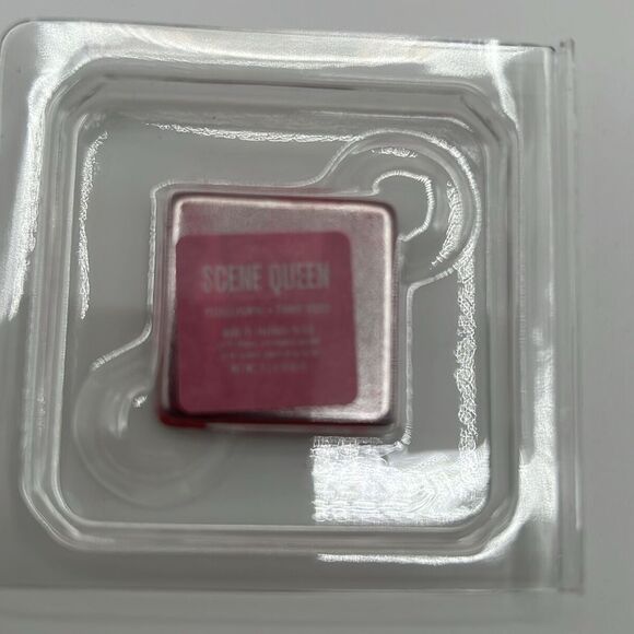 JEFFREE STAR COSMETICS - PRESSED PIGMENT SINGLE - SCENE QUEEN - Picture 4 of 5